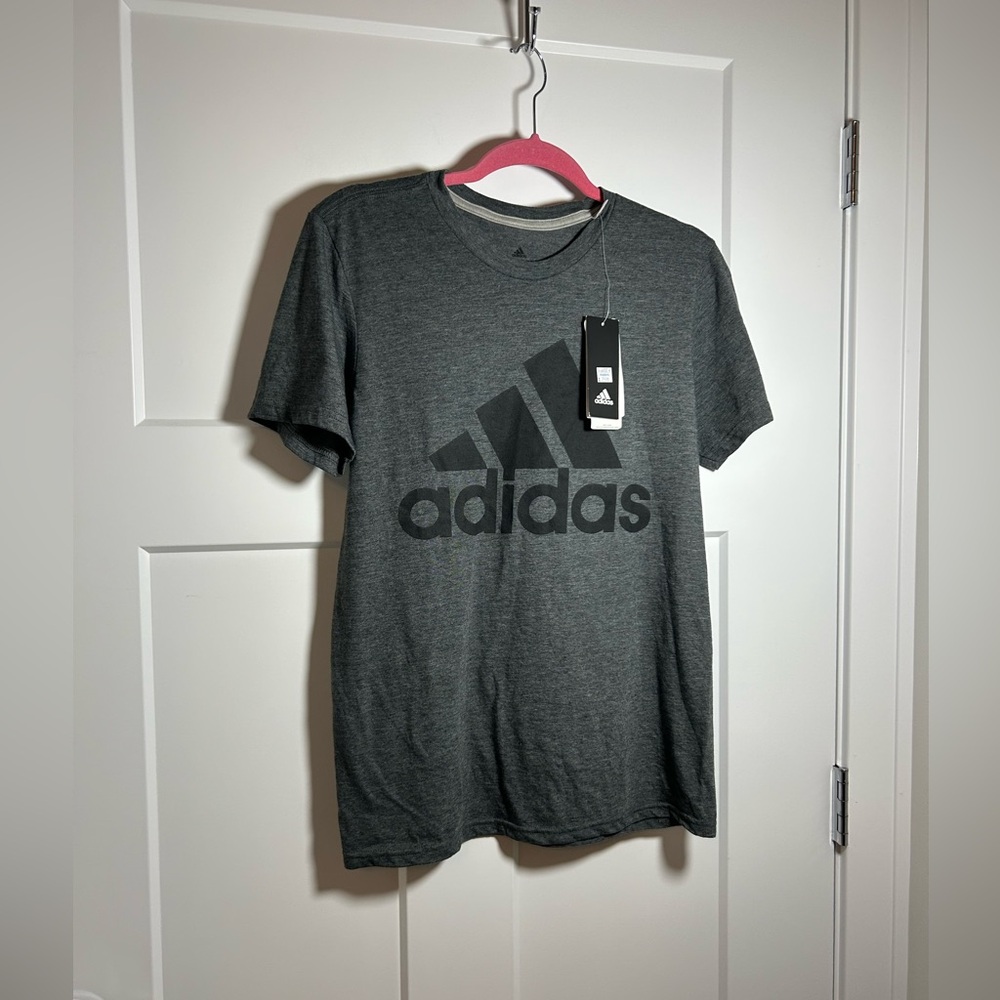 Men’s adidas T shirt grey with big logo
